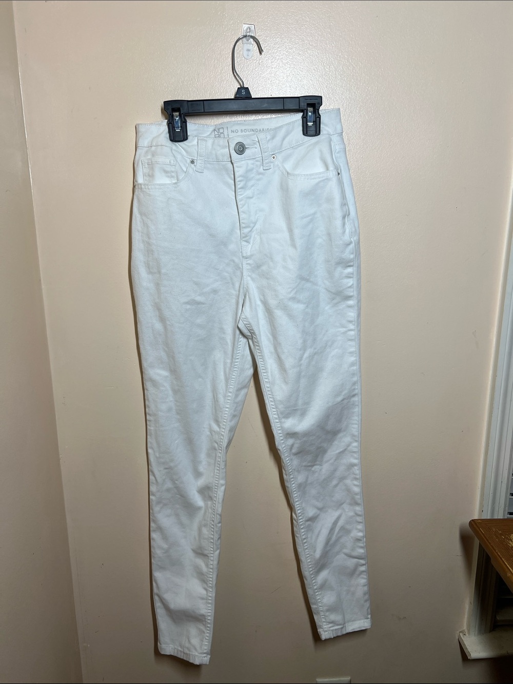 No boundaries high wasted jeans